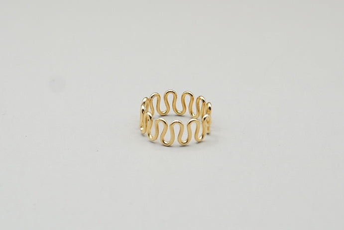 ANILLO MEDIO ONDAS ORO LAMINADO