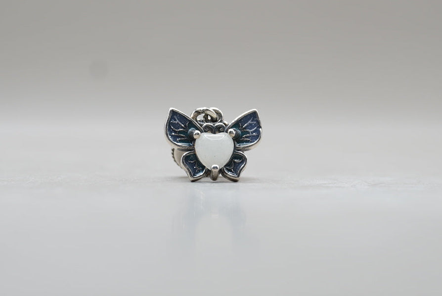 CHARM MARIPOSA CORAZON PLATA .925