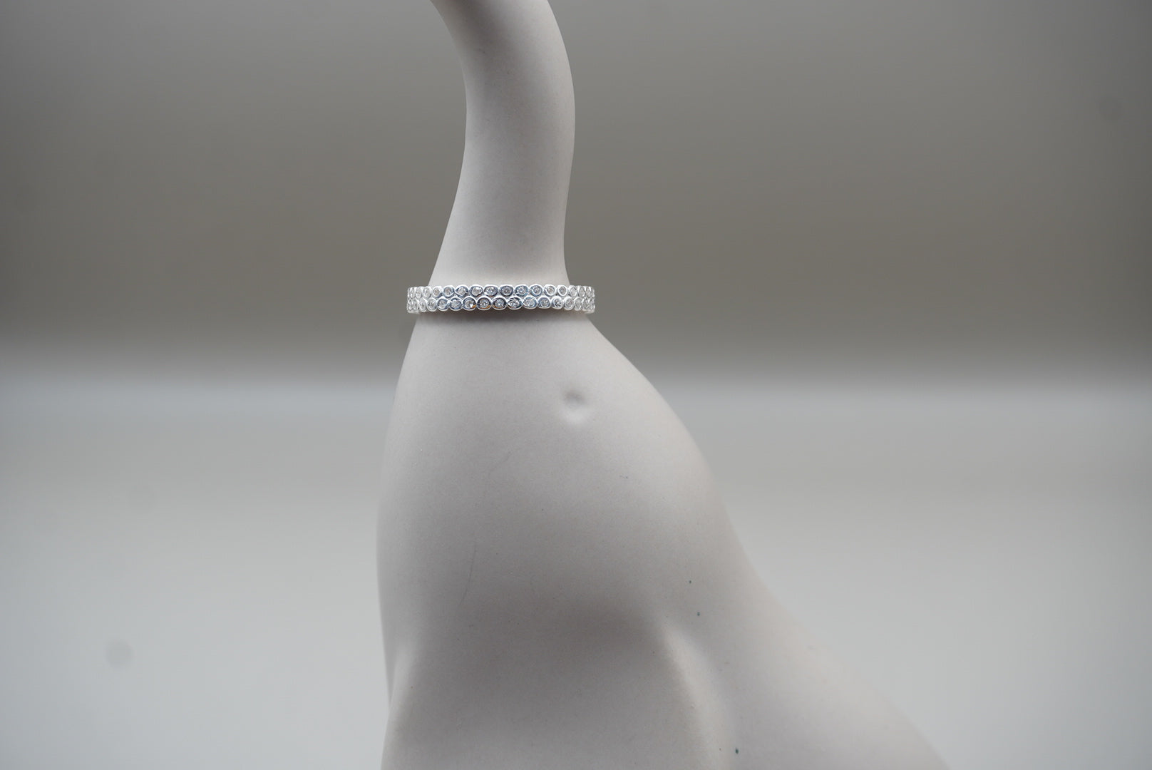 ARGOLLA DOBLE ZIRCONIA CIRCULAR BLANCA #9 PLATA .925