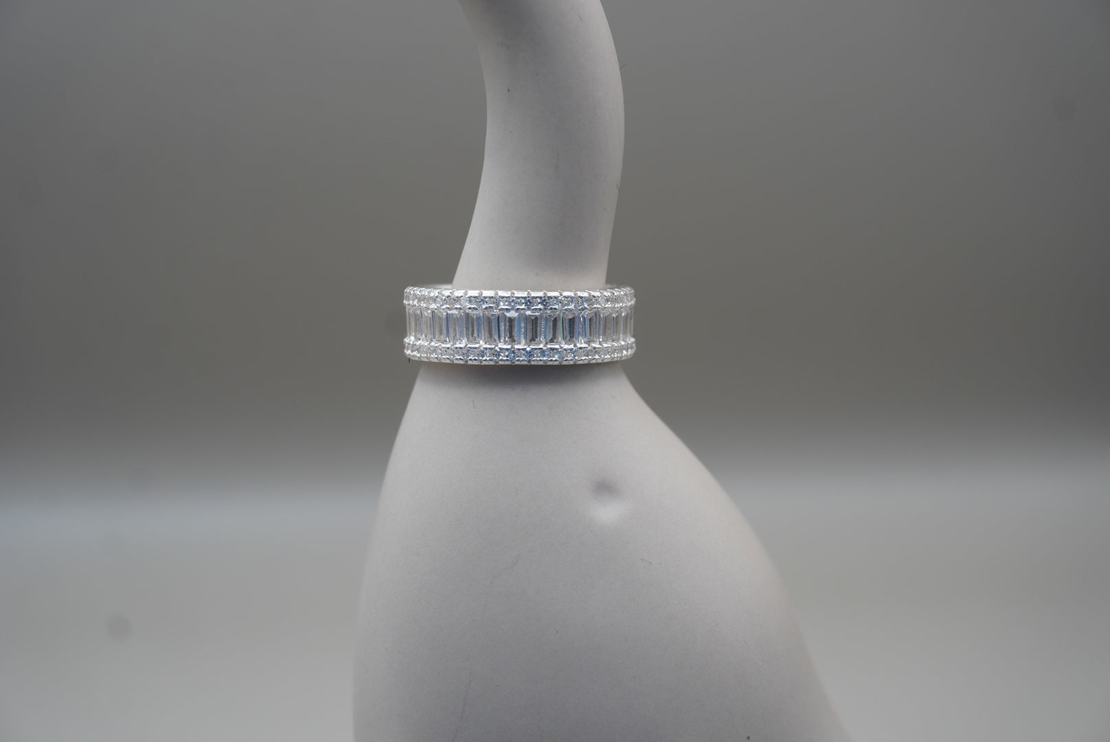 ARGOLLA ZON ZIRCONIA Y BIZEL CON ZIRCONIA #6 PLATA .925