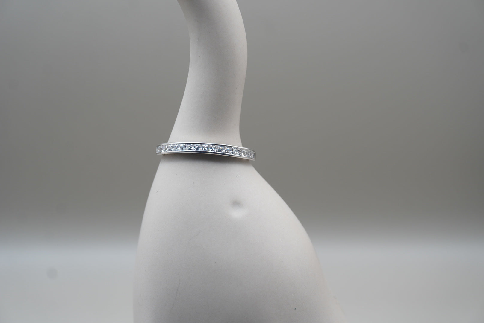 MEDIA CHURUMBELA CON ZIRCONIA CUADRADA #8 Y #9 PLATA .925