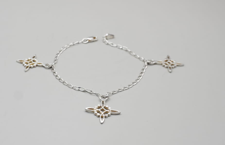 PULSERA NUDO DE BRUJA PLATA .925